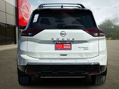 New 2026 Nissan Rogue Platinum image 8