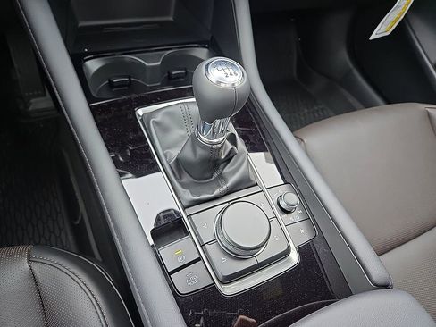 New 2026 MAZDA MAZDA3 2.5 S Hatchback w/ Premium Pkg FWD image 29