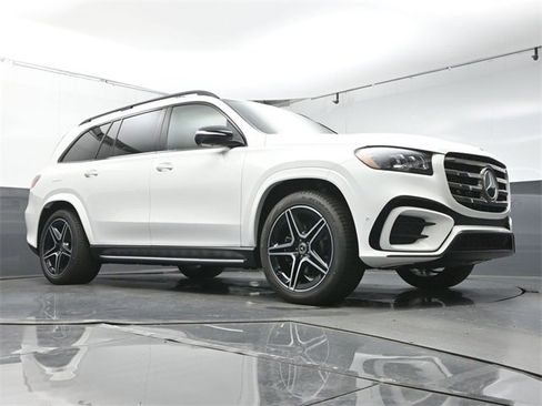 New 2025 Mercedes-Benz GLS 450 4MATIC image 41