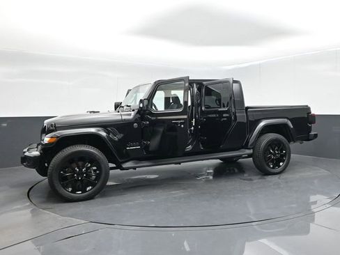 Used 2022 Jeep Gladiator Overland AWD/4WD image 64