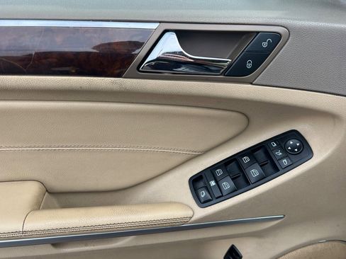 Used 2012 Mercedes-Benz GL 450 4MATIC image 8