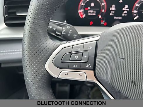 New 2026 Volkswagen Tiguan SE R-Line AWD/4WD image 27
