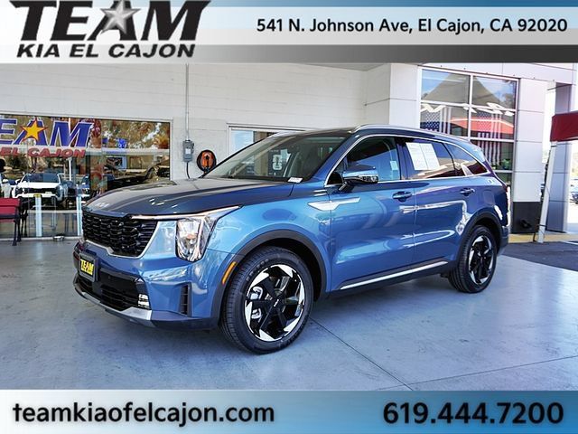 Certified 2025 Kia Sorento EX FWD image 5