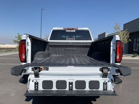 Used 2023 GMC Sierra 3500 AT4 w/ AT4 Preferred Package AWD/4WD image 14