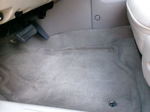 Used 2005 Chevrolet Malibu LT image 12