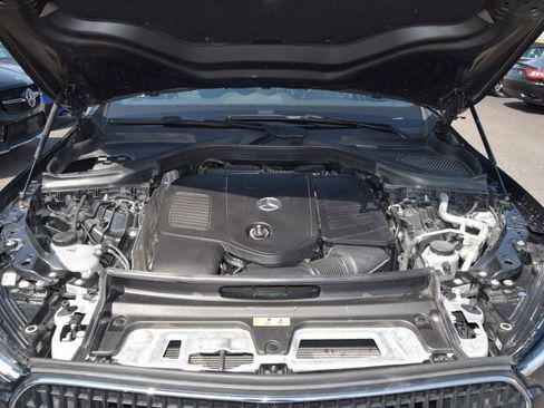 Used 2024 Mercedes-Benz GLC 300 4MATIC image 39