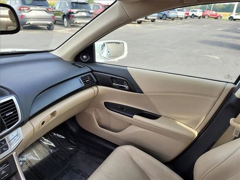 Used 2015 Honda Accord EX-L image 21