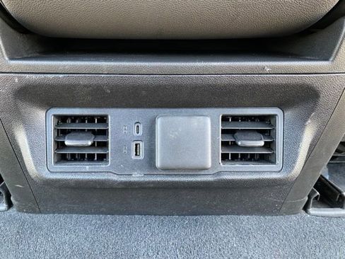 Used 2025 GMC Sierra 1500 SLT image 50