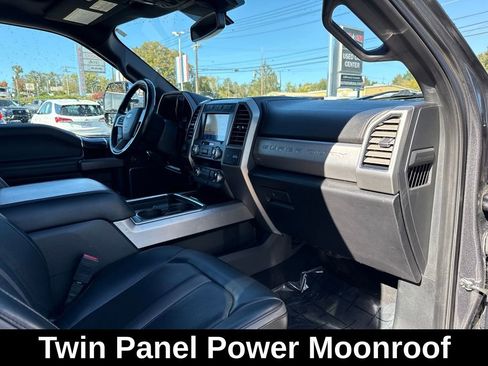 Used 2020 Ford F250 Platinum w/ FX4 Off-Road Package image 17