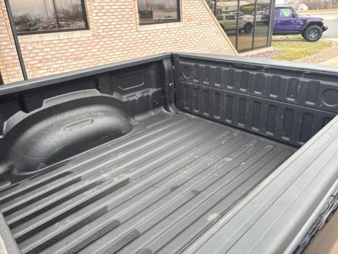 Used 2022 RAM 1500 Big Horn w/ Built-to-serve Edition image 13