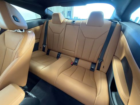 Used 2023 BMW 430i Coupe w/ Premium Package image 28