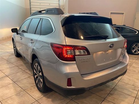 Used 2015 Subaru Outback 2.5i Limited AWD/4WD image 48