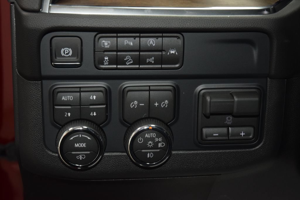 New 2026 Chevrolet Tahoe High Country AWD/4WD image 36
