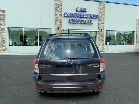 Used 2010 Subaru Forester 2.5X AWD/4WD image 3