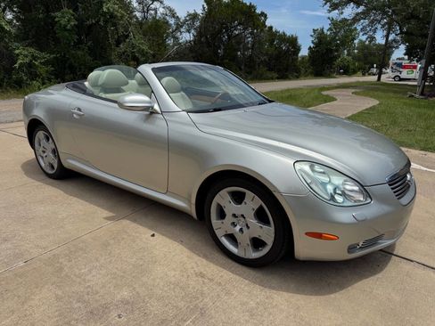 Used 2005 Lexus SC 430 Convertible RWD image 18