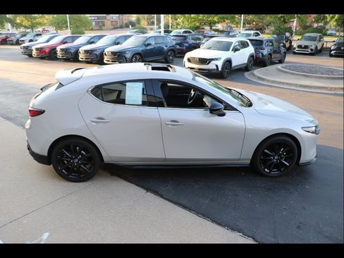 Certified 2025 MAZDA MAZDA3 2.5 S Hatchback w/ Appearance Package image 5