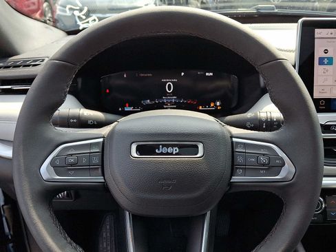 New 2026 Jeep Compass Limited w/ Sun, Sound & Navigation Group AWD/4WD image 15
