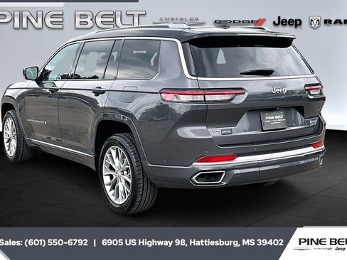 Used 2023 Jeep Grand Cherokee L Summit w/ Luxury Tech Group V image 2