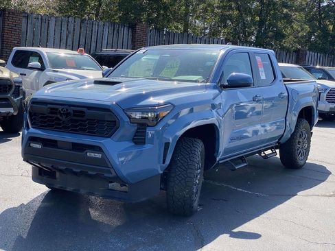 New 2026 Toyota Tacoma TRD Sport image 8