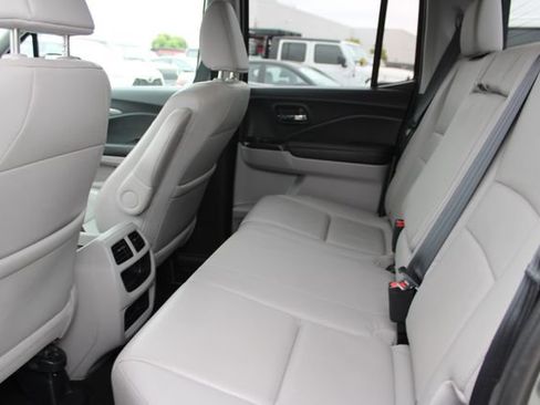 Used 2017 Honda Ridgeline RTL image 37