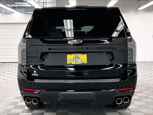Used 2026 Chevrolet Tahoe Z71 w/ Comfort Package AWD/4WD image 5