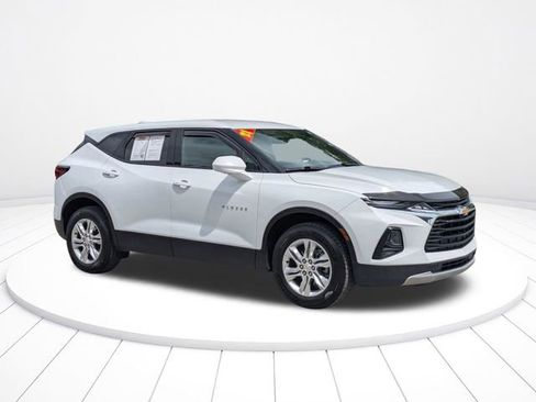 Used 2021 Chevrolet Blazer LT FWD image 2