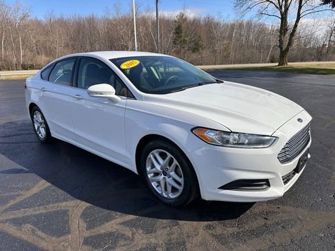 Used 2015 Ford Fusion SE FWD image 7