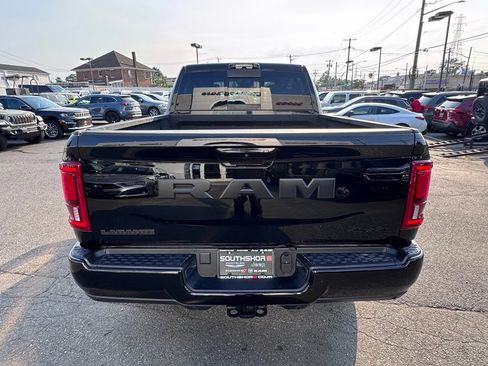 Used 2025 RAM 2500 Laramie AWD/4WD image 6