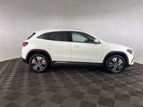 Used 2025 Mercedes-Benz GLA 250 4MATIC image 7