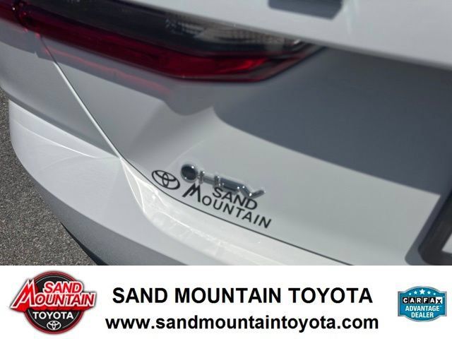 Used 2025 Toyota Camry LE FWD image 10