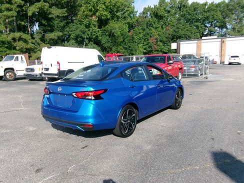 Used 2024 Nissan Versa SR FWD image 6