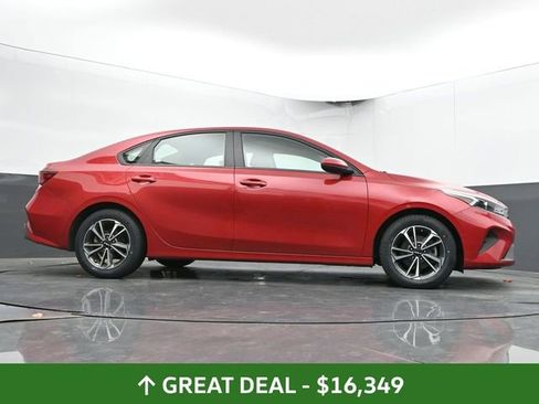 Used 2024 Kia Forte LXS image 49