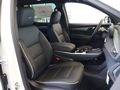 New 2026 Buick Enclave Sport Touring w/ Power Package FWD image 22