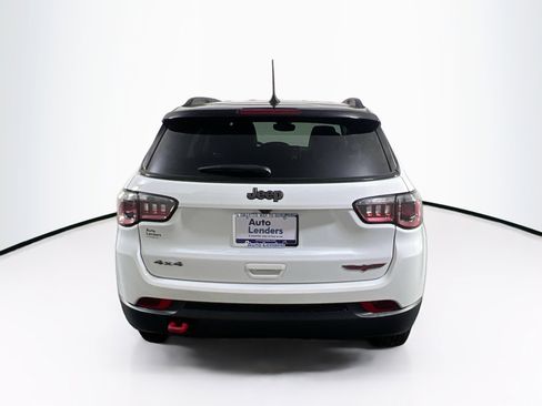 Used 2022 Jeep Compass Trailhawk w/ Trailhawk Convenience Group AWD/4WD image 6