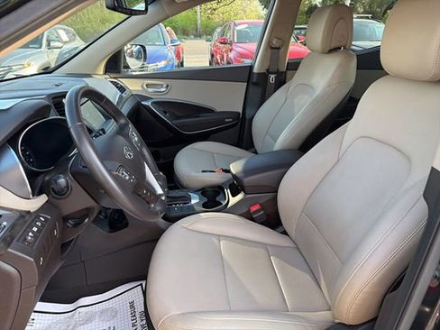 Used 2017 Hyundai Santa Fe Sport image 14