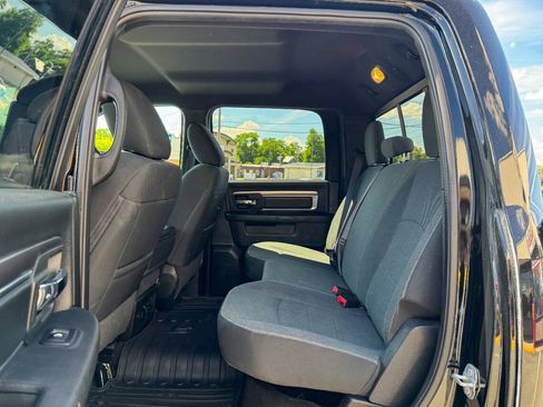 Used 2022 RAM 1500 Classic Warlock AWD/4WD image 19