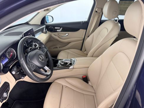Used 2016 Mercedes-Benz GLC 300 4MATIC image 5