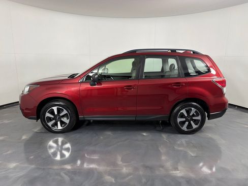 Used 2017 Subaru Forester 2.5i w/ Alloy Wheel Package AWD/4WD image 8