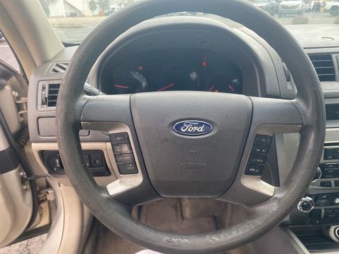 Used 2010 Ford Fusion SE image 11