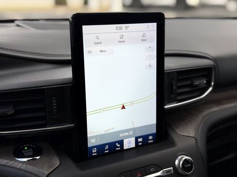 Used 2020 Ford Explorer Platinum w/ Premium Technology Package image 27