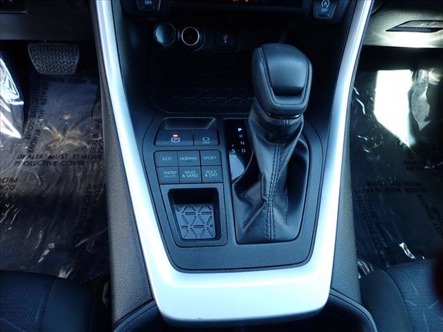 Used 2022 Toyota RAV4 XLE AWD/4WD image 20