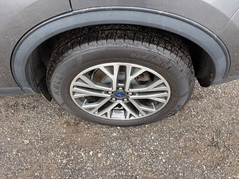 Certified 2022 Ford Escape SEL w/ Technology Package AWD/4WD image 23