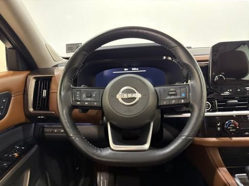 Used 2023 Nissan Pathfinder Platinum AWD/4WD image 54