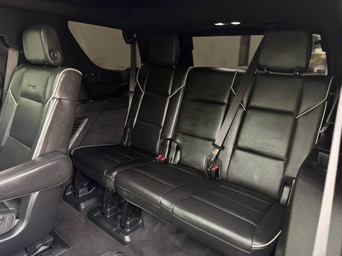 Used 2021 Cadillac Escalade Sport image 24