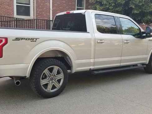 Used 2018 Ford F150 XLT w/ Equipment Group 302A Luxury AWD/4WD image 4