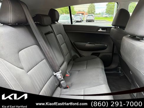 Used 2020 Kia Sportage LX AWD/4WD image 13