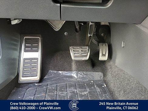 New 2025 Volkswagen GTI Autobahn image 38