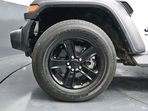 Certified 2019 Jeep Wrangler Unlimited Sport AWD/4WD image 19