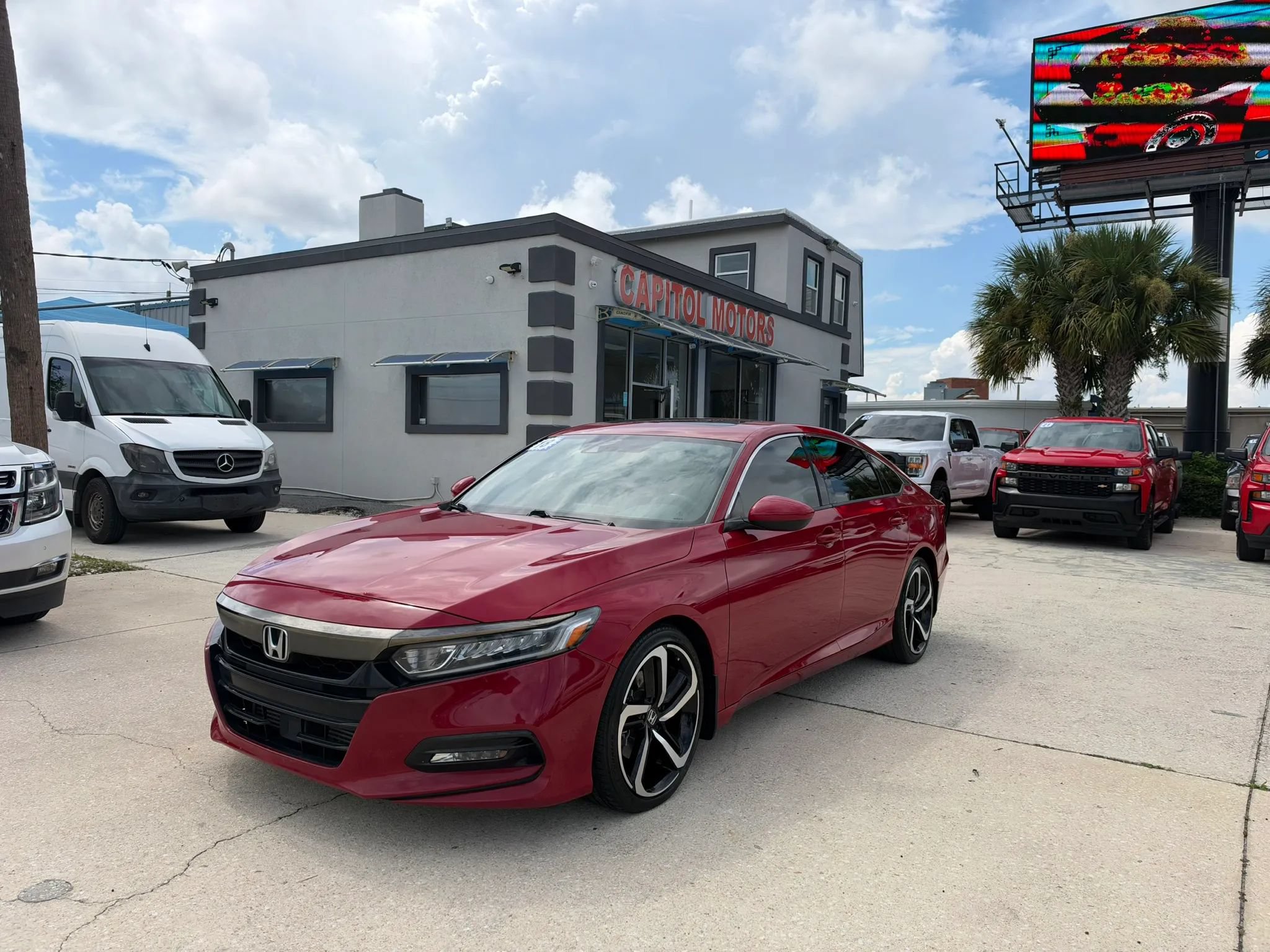Used 2018 Honda Accord Sport image 1