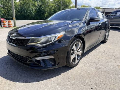 Used 2019 Kia Optima S FWD image 1
